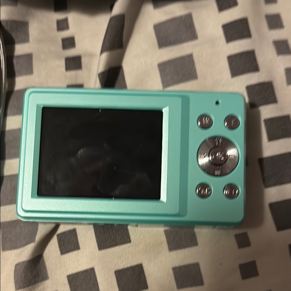 Blue Portable Vivitar Digital Camera (brand new out the box)